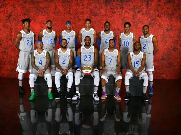 伍用尽全力 伍用尽全力