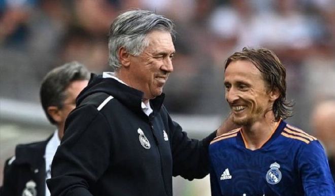 观众在场边 观众在场边